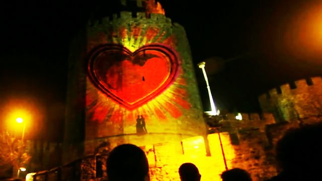 Dikkat Rumeli Hisarı’nda Ejderhalar Var! ingilizce video dersleri